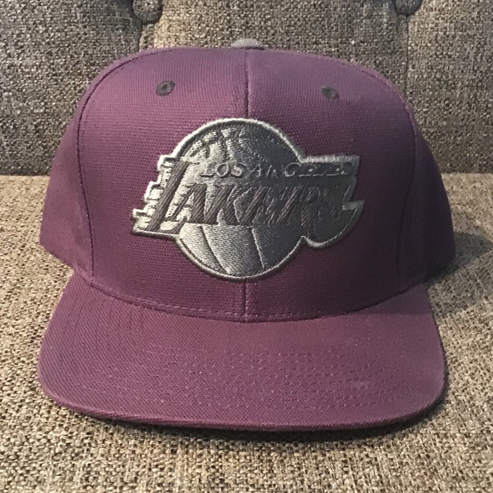 Lakers SnapBack Hat Mitchell and Ness